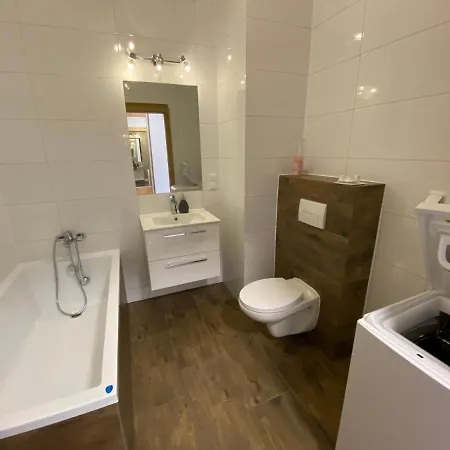 아파트 Wamm Apartament - Dla Was 피와